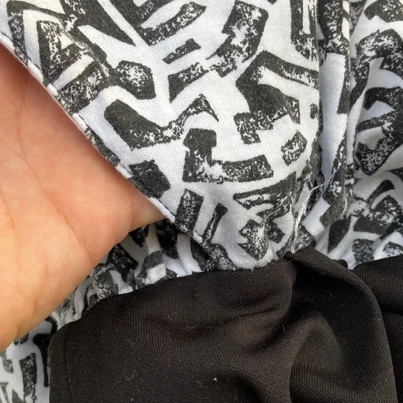 Vintage 80s Abstract Geometric Pattern Black & White Dress & Jacket Matching Set - Picture 11 of 11